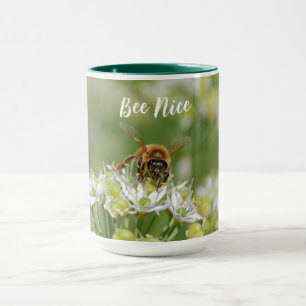 Sei nette Biene auf Blume Tasse Cup