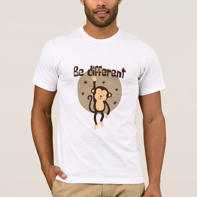 Seien Sie anders als der Kawaii Brown-Affe, der au T-Shirt (Vorderseite)