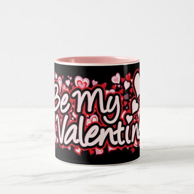 "Seien Sie der Text-Herzen meines Valentine" rote Zweifarbige Tasse (Mittel)