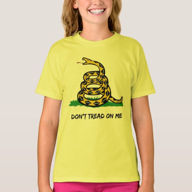 Seien Sie ein wahrer Libertärer Treten Sie mir nic T-Shirt (Vorderseite)