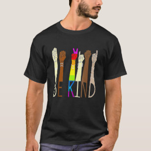 Seien Sie freundlich und sprechen Sie Gays Les Pr T-Shirt