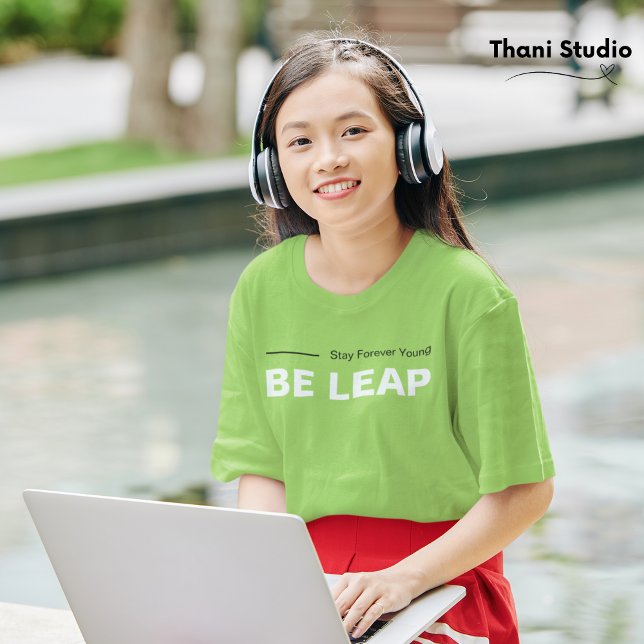 Seien Sie Leap Bleibe für immer Young Simple Moder T-Shirt (Von Creator hochgeladen)