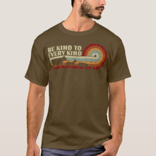 Seien Sie nett zu jeder Art von vegetarischen Männ T-Shirt