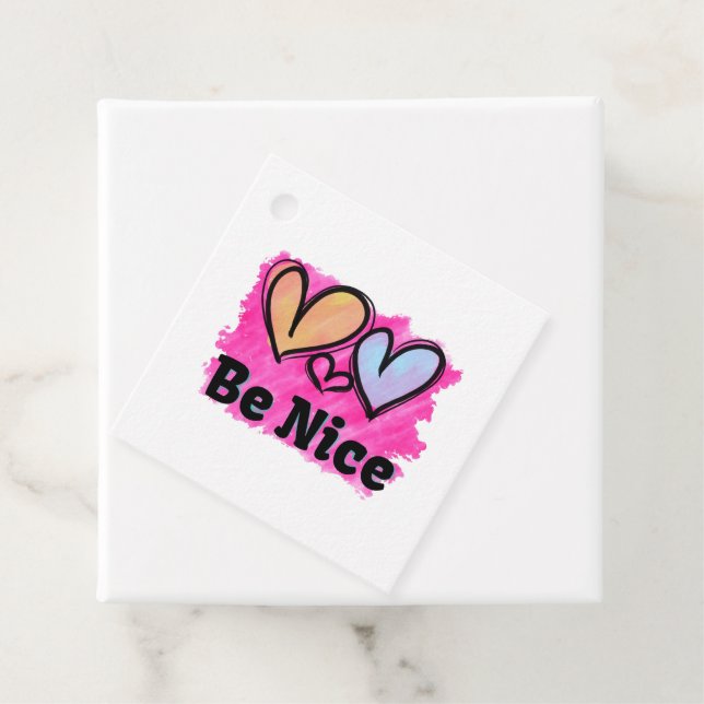 Seien Sie nette Wasserfarbenherzen Geschenkanhänger (Beispiel)