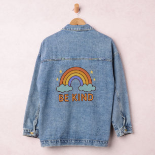 "Seien Sie netter Regenbogen - farbenfrohe Zitatge Jeansjacke