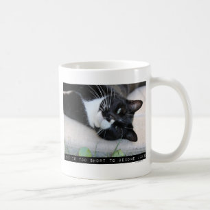 Seien Sie nicht erschöpfte lustige Katze Kaffeetasse