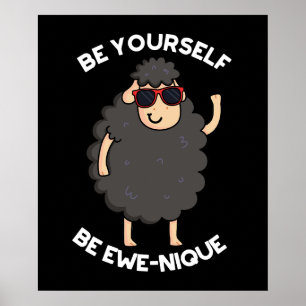 Seien Sie selbst Ewenique Funny Sheep Pub Dark BG Poster