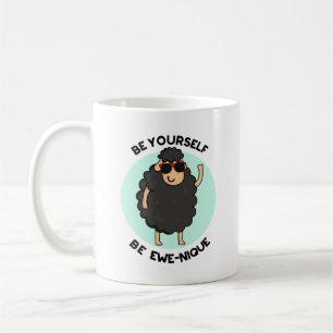 Seien Sie selbst Ewenique Funny Sheep Pub Kaffeetasse