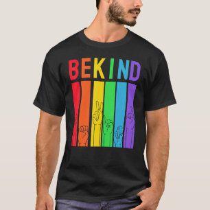Seien Sie stolz lgbtq Rainbow Colors Graphade T-Shirt