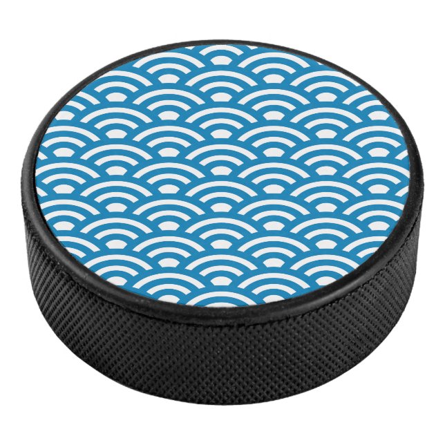 Seigaiha, Waves, Japanese, Blue and White Eishockey Puck (3/4)