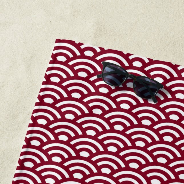 Seigaiha, Waves, Japanese, Burgundy and White Strandtuch (Beispiel)