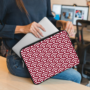 Seigaiha, Wellen, Japanisch, Burgunderrot und Weiß Laptopschutzhülle