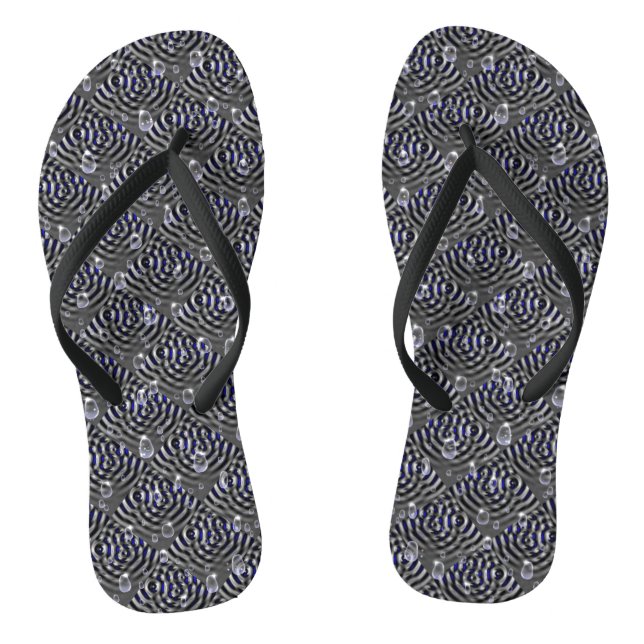 Seile auf blaugrauem Metal Flip Flops (Fußbett)