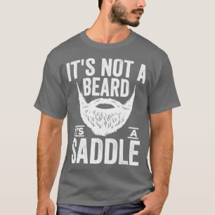 Sein Shirt ist kein Bart.