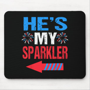 Seine und ihre 4. Juli-Shirts Paare Er ist mein Sp Mousepad