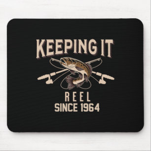 Seit 1964 Reel Halten Fischer Fischerin B Mousepad