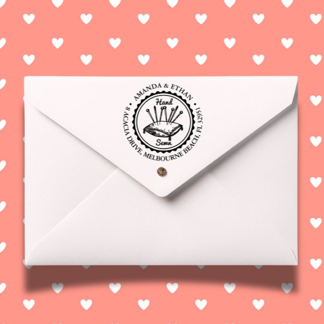 Selbstfärbende Briefmarke zum Handnähen Permastempel (Personalize your crafts with a hand sewing theme self-inking stamp.)