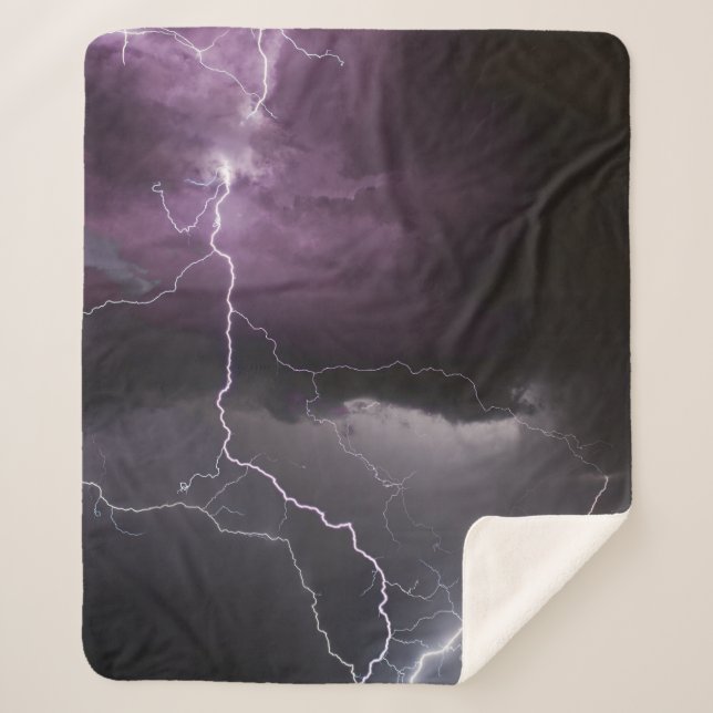 SELECTIVE PHOTOGRAPHY OF WHITE THUNDER SHERPADECKE (Vorderseite)