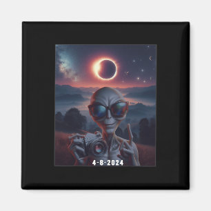 Selfie mit Solar 2024 Eclipse Tragegles Retro Magnet