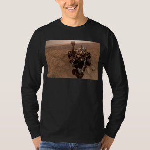 Selfie von Mars Curiosity - rote Marslandschaft T-Shirt