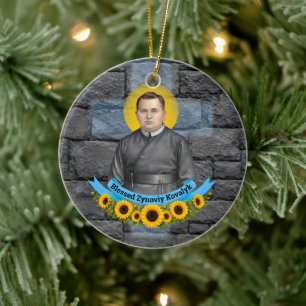 Selig. Zynoviy Kovalyk (AI-Porträt an Steinwand) Keramik Ornament