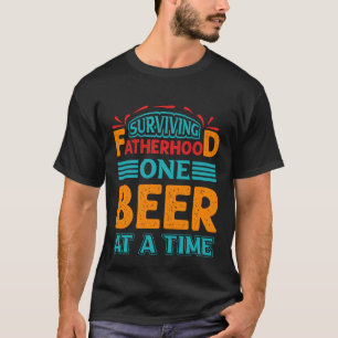 Seltsame überlebende Vaterhood Wortart T-Shirt
