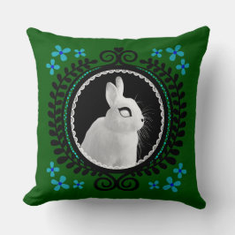 Seltsamer Weißer Hase: Grün, Blau & Schwarz  Kissen