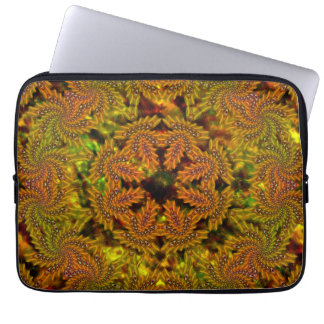 Seltsames gelbliches Kaleidoskop über abstraktes B Laptopschutzhülle