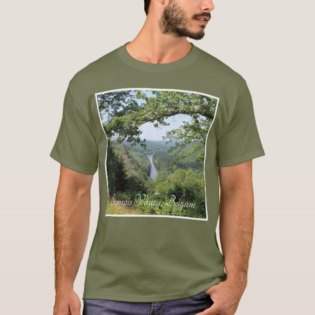 Semois Valley View, Ardennes, Belgien T-Shirt (Vorderseite)
