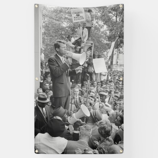 Sen. Robert Kennedy Campaigning für US-Präsident Banner (Vertikal)
