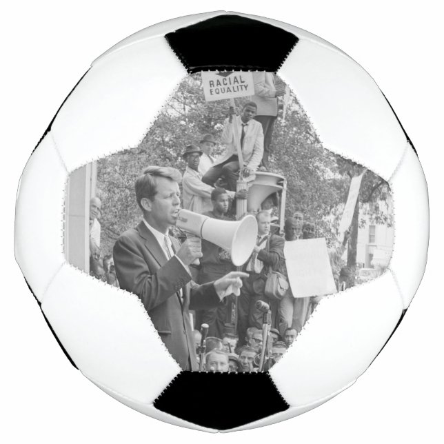 Sen. Robert Kennedy Campaigning für US-Präsident Fußball (Vorderseite)