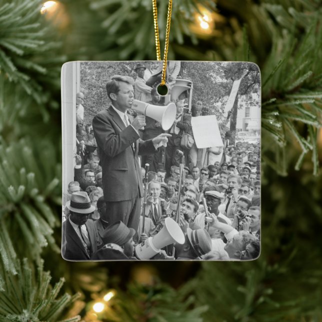 Sen. Robert Kennedy Campaigning für US-Präsident Keramikornament (Baum)