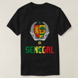 Senegalesische Flagge und Wehrmantel T-Shirt