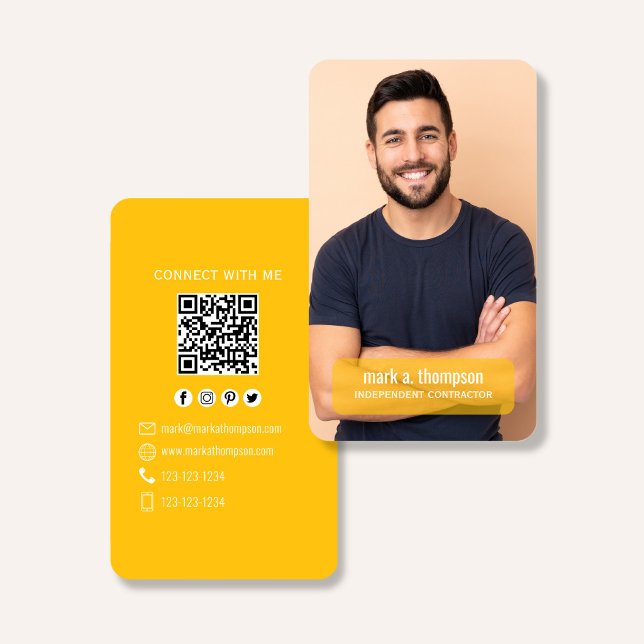 Senfgelber QR-Code-Foto-Connect-Moderne Visitenkarte (Bright mustard yellow QR code business card with photo and modern clean layout)