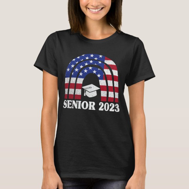 Senior 2023 US American Flag Abschluss Gift T-Shirt (Vorderseite)