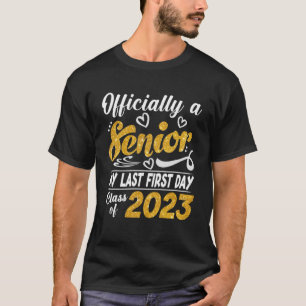 Senior 2023 zurück zur Schule an meinem letzten er T-Shirt