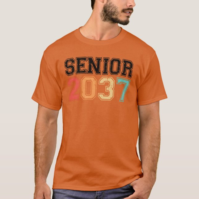 Senior 2037 Retro Vintage friends T-Shirt (Vorderseite)
