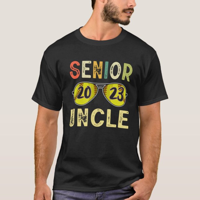 Senior Uncle 2023 Uncle Proud Softball Senior Grad T-Shirt (Vorderseite)