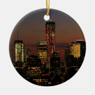Senken Sie NYC Skyline: World Trade Center im Rot Keramik Ornament