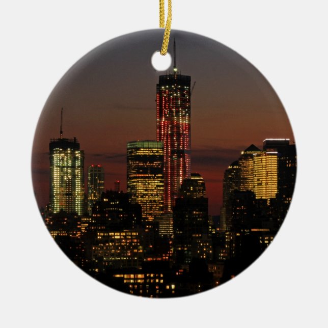 Senken Sie NYC Skyline: World Trade Center im Rot Keramik Ornament (Vorne)