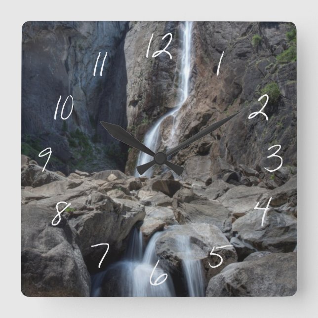 Senken Sie Yosemite Falls Quadratische Wanduhr (Vorderseite)