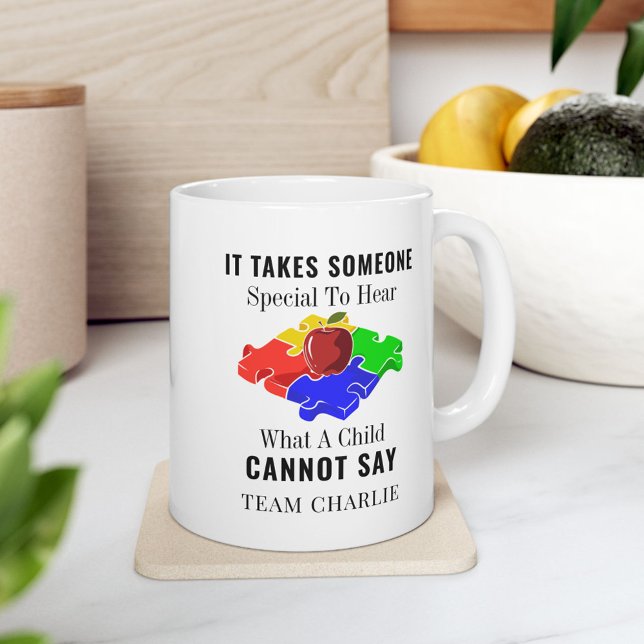 Sensibilisierung für Autismus Spezielle Bildung Le Jumbo-Tasse (Autism Awareness Someone Special Puzzle and Apple 11oz Coffee Mug)