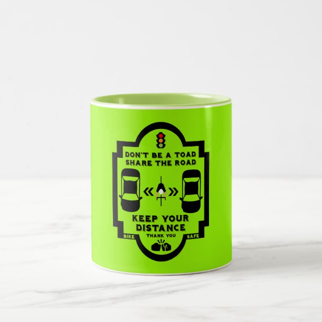 Sensibilisierung für die Sicherheit im Fahrrad Zweifarbige Tasse (Mittel)