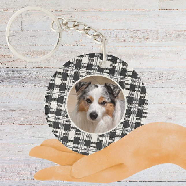 Sentimental Pet Foto Dunkelgrau Karierte Kunst Schlüsselanhänger (Buffalo Plaid Dark Gray and Buttercream Photo Keychain)