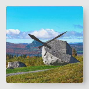 Sentinel Rock State Park, Westmore, Vermont Quadratische Wanduhr