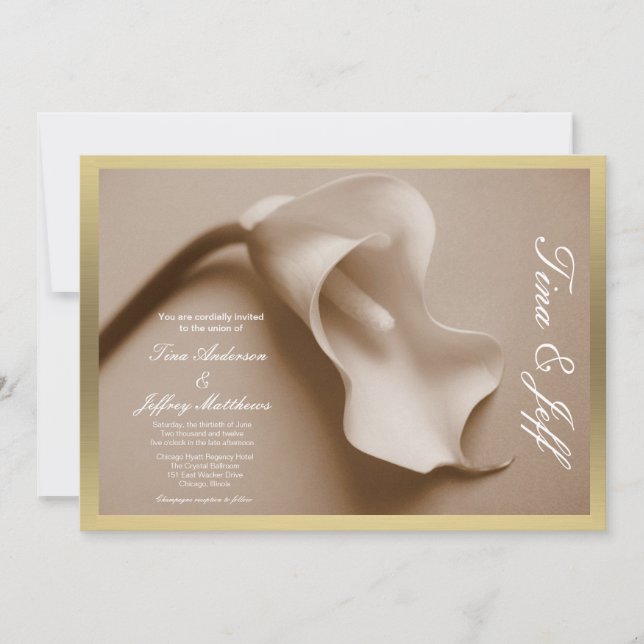 Sepia calla lily Hochzeitseinladung Goldkante Einladung (Vorderseite)