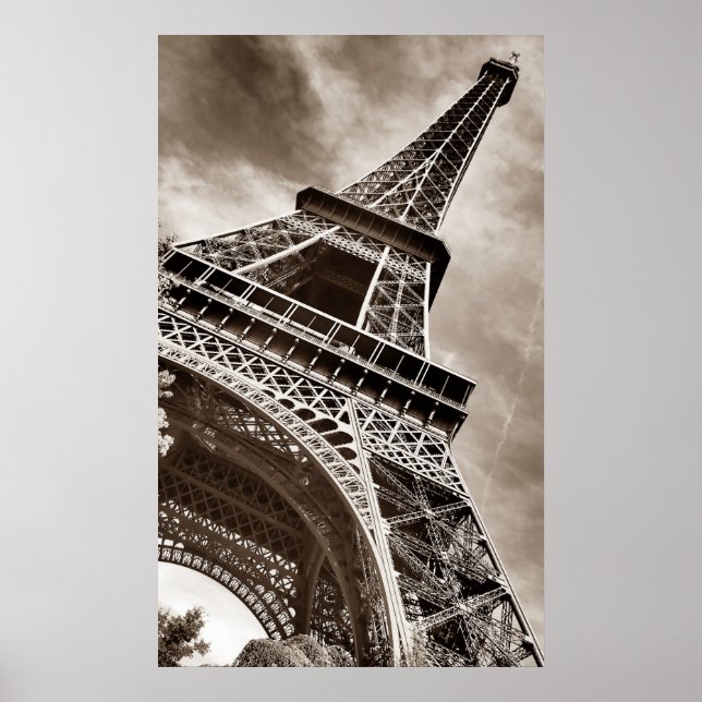 Sepia Eiffel Tower von unten Poster (Vorne)