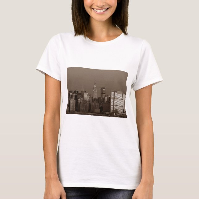 Sepia New York City Skyline T-Shirt (Vorderseite)