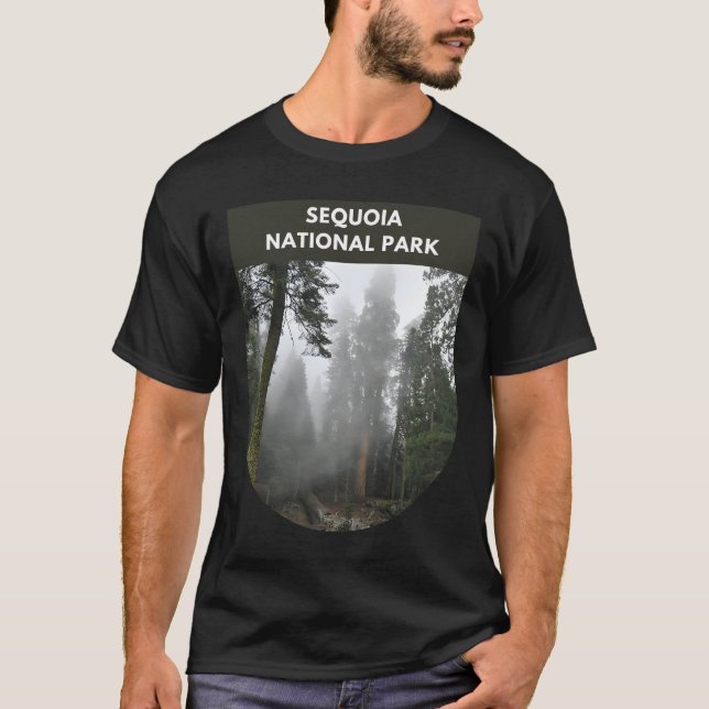 Sequoia National Park - Misty Spring T-Shirt (Vorderseite)