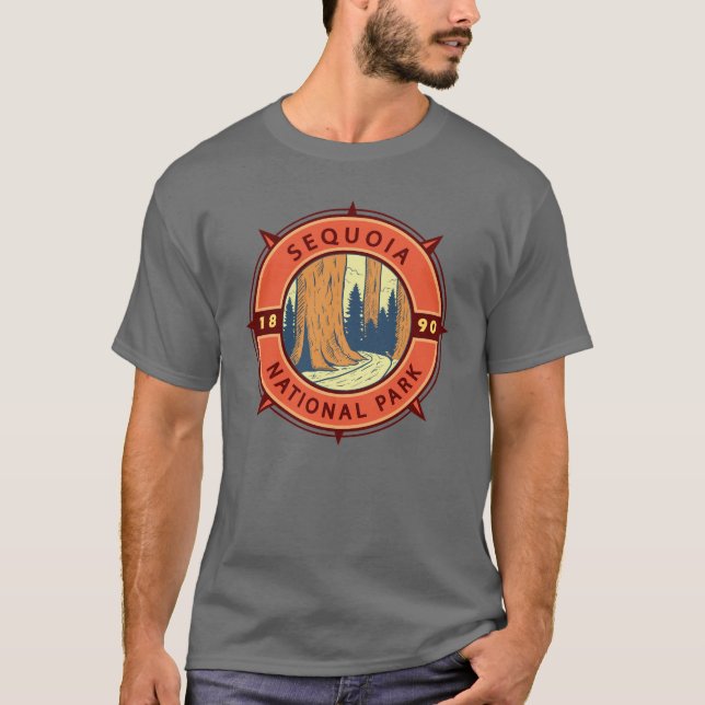 Sequoia Nationalpark Illustration Retro Kompass T-Shirt (Vorderseite)